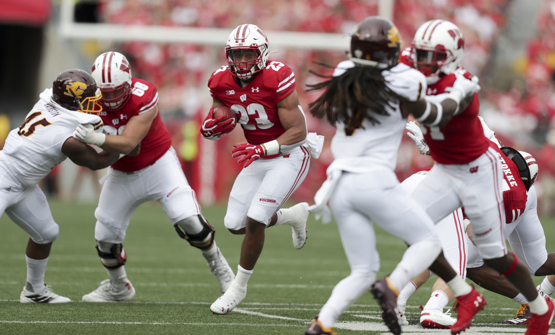 Badgers 61, Chippewas 0